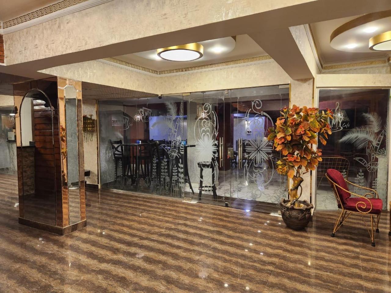 Oasis Hotel Heliopolis Kairo Exteriör bild